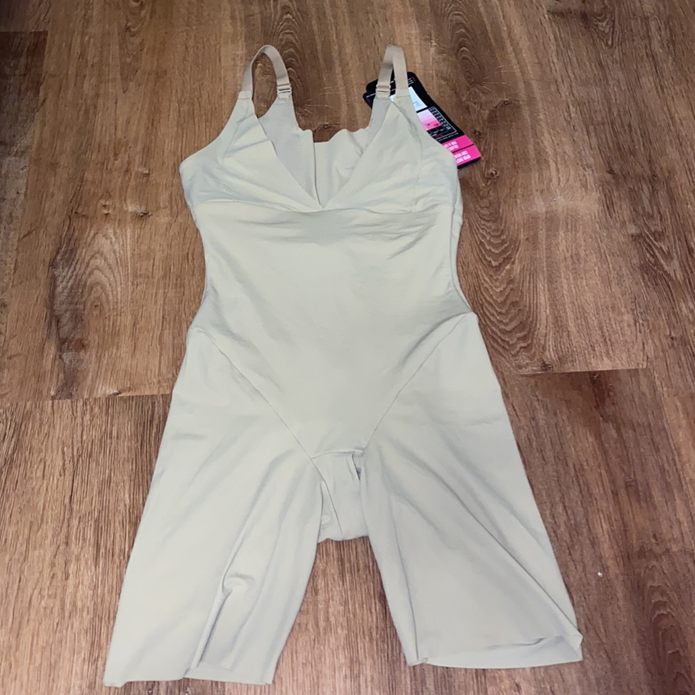 Maidenform Shaper - Picture 5 of 10
